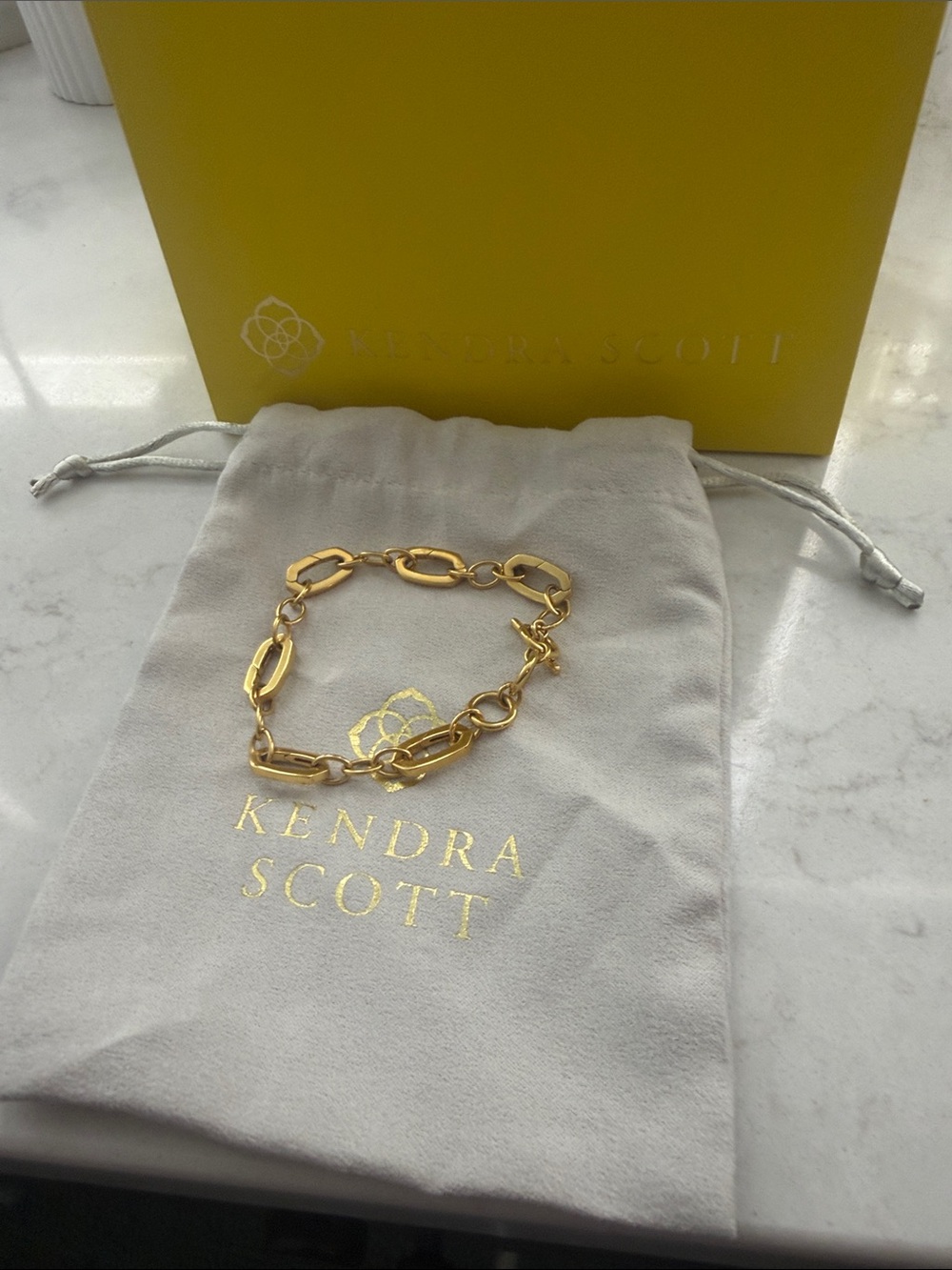 Kendra Scott Gold Toggle Link Bracelet